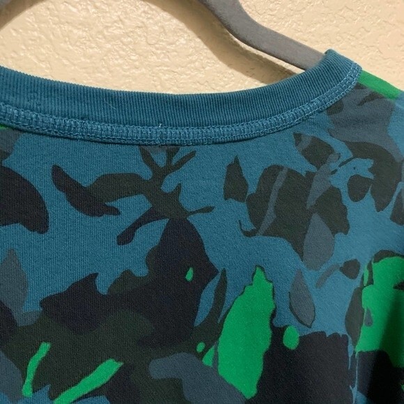Gap green sweatshirt top camouflage long sleeve crew neckline sweater size S - Picture 6 of 6